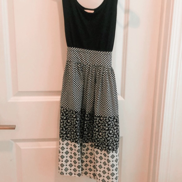 DRESS MYSTERY BOX - Picture 9 of 15